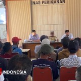 Nelayan Muncar Laporkan Dugaan Pagar Laut Budidaya Kerang PT Disthi Mutiara Suci