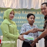 Bantu Anak Sekolah Hingga Santuni Anak Yatim Piatu, Cara IAD Pacitan Rayakan HUT ke-25