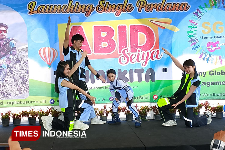 Abid Seiya, debutan penyanyi cilik Kota Batu mengkampanyekan pelestarian alam lewat lagu anak. (FOTO: Muhammad Dhani Rahman/TIMES Indonesia)