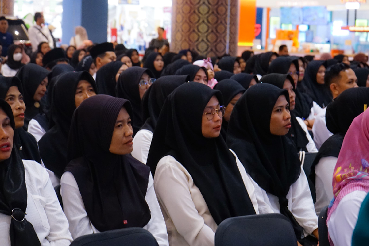 Siswa Lulusan Paket C di Gresik Berkesempatan dapat Beasiswa Kuliah