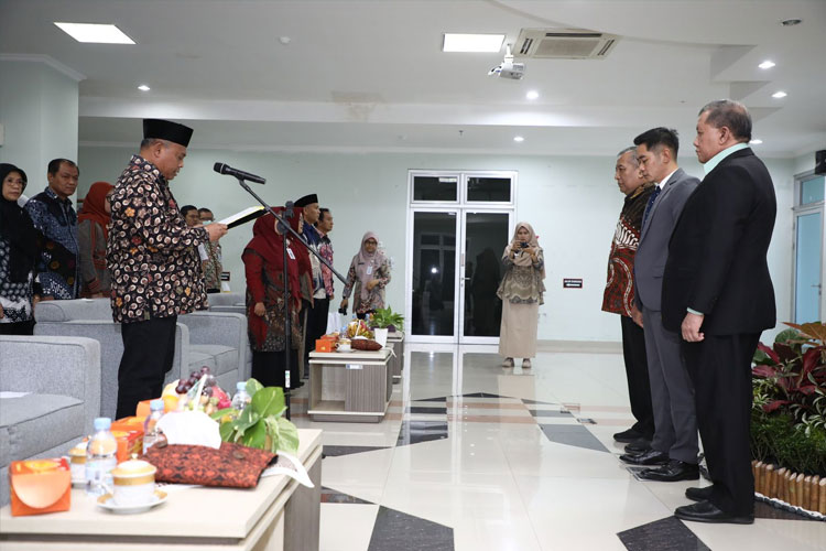 Bupati Sleman Kukuhkan Dewan Pengawas RSUD, Dorong Pelayanan Publik Lebih Prima