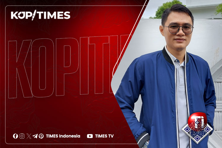 Muhammad Nur, Pegiat Literasi dan Penulis Buku Menggunting Opini.
