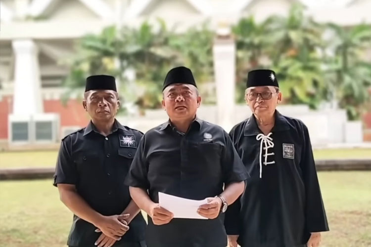 Ketua Umum PSHT, Dr Muhammad Taufiq saat pers rilis. (FOTO: PSHT for TIMES Indonesia)
