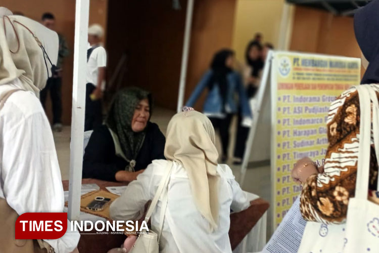 Ratusan Pencaker di Kota Banjar Berburu Loker di Job Fair 2025