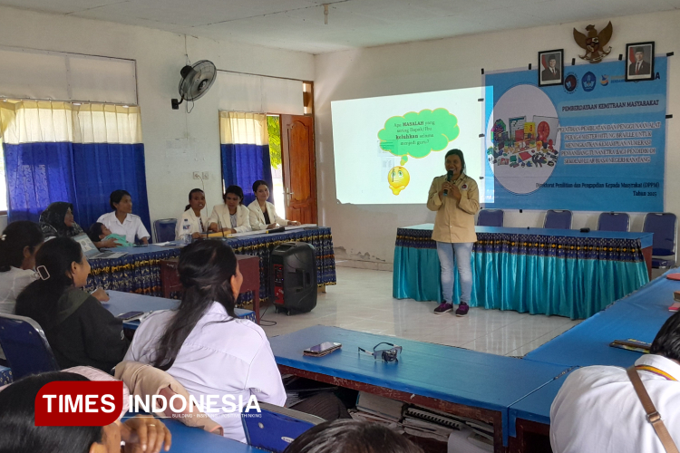 SLB Negeri Kanatang Ikuti Pelatihan Peraga Braille dengan PKM Unkriswina Sumba