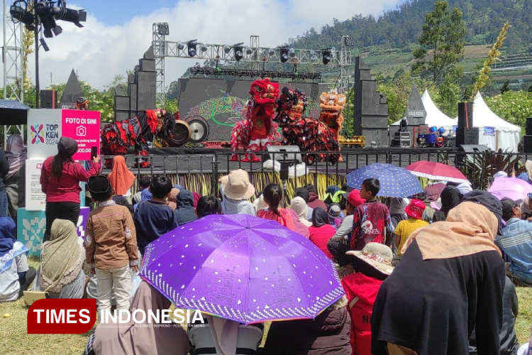 Dieng-Culture-Festival-b.jpg
