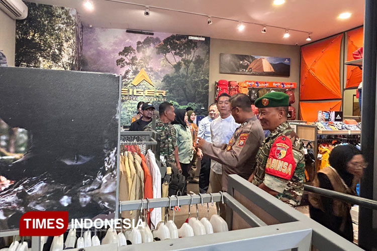 Grand-Opening-EIGER-Flagship-Store-Manyar-Surabaya-2.jpg