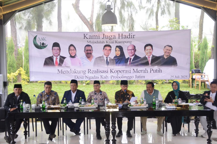 menghadiri-forum-Mujadalah-Kiai-Kampung.jpg