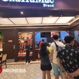 Menikmati Teh Legendaris Thailand Sejak 1945 ChaTraMue yang Kini Hadir di Surabaya