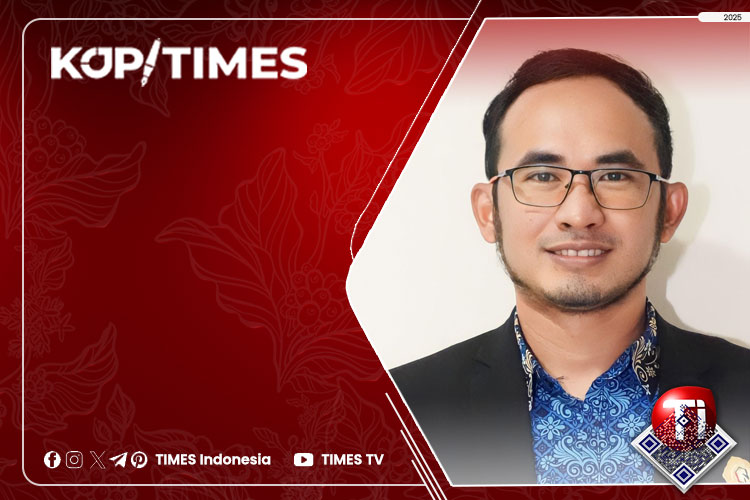 Alih Aji Nugroho, Dosen Politeknik STIA LAN Jakarta.