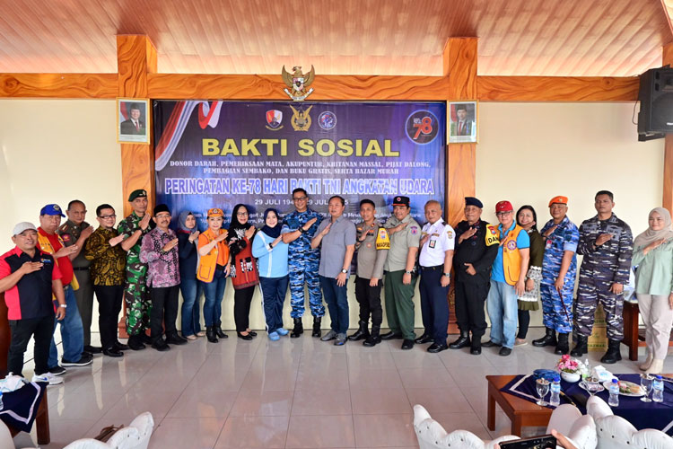 Bakti-Sosial-TNI-AU-Lanud-Abdulrachman-Saleh-Malang-a.jpg