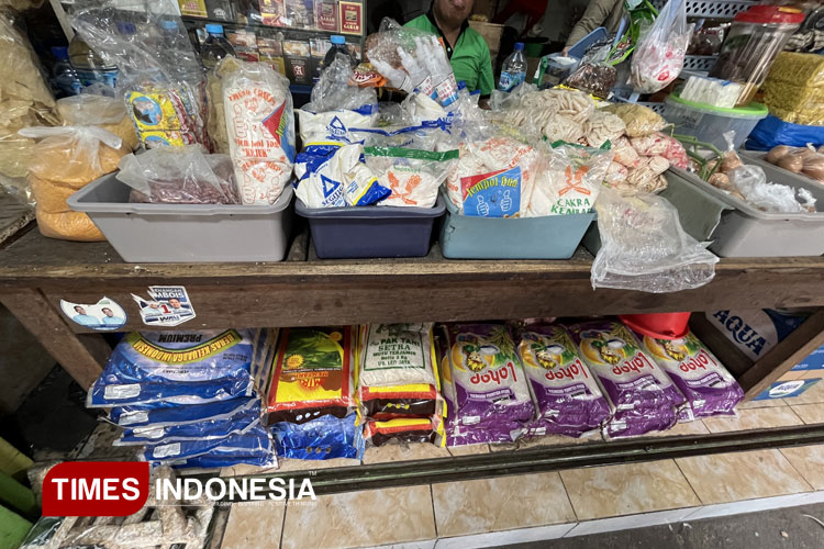 Pedagang di Kota Malang Resah Gegara Isu Temuan Beras Oplosan