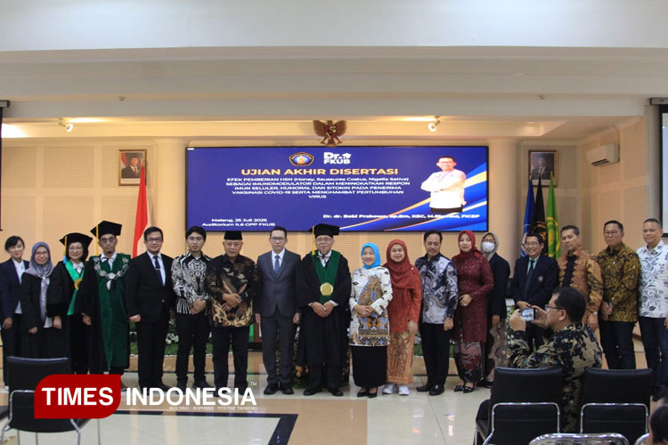 Riset HSN sebagai Pencegah COVID-19 Antarkan Bobi Prabowo Raih Gelar Doktor FK UB