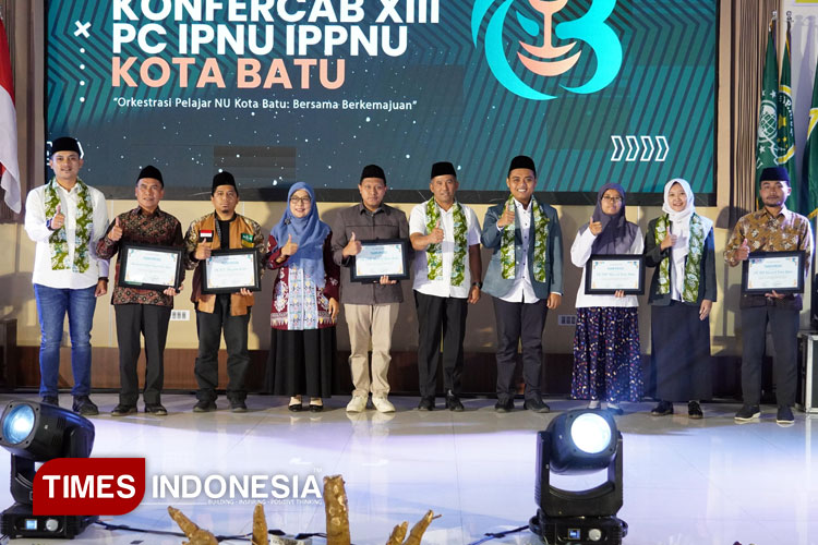 Wali Kota Batu, Nurochman mengajak para pelajar Nahdlatul Ulama yang tergabung dalam Ikatan Pelajar Nahdlatul Ulama (IPNU) dan Ikatan Pelajar Putri Nahdlatul Ulama (IPPNU) untuk terus berinovasi. (Foto: Muhammad Dhani Rahman/TIMES Indonesia)
