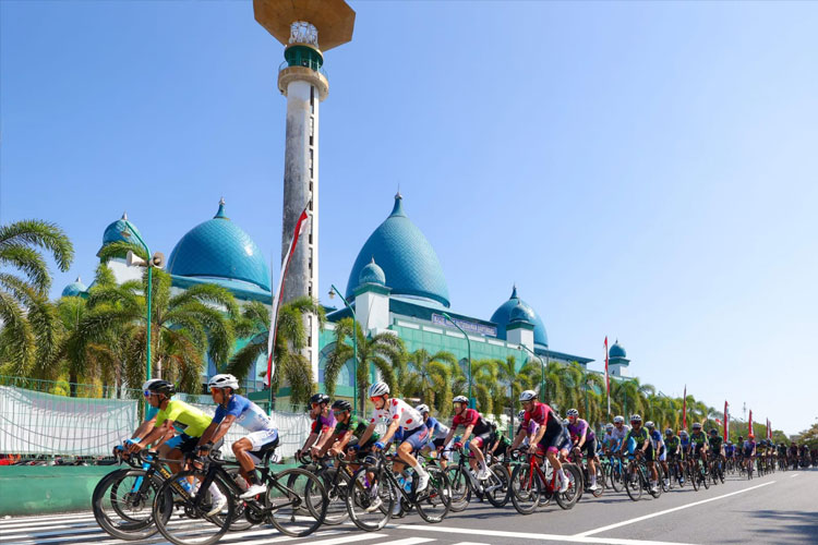 Tour-de-Banyuwangi-Ijen.jpg
