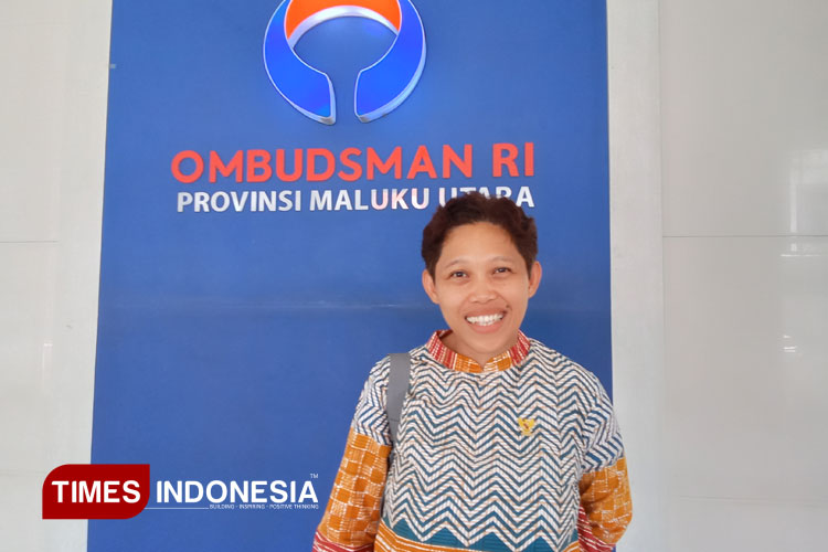 Komisioner KPAI Dian Sasmita, saat berkunjung di Ombudsman RI perwakilan Provinsi Maluku Utara, di Kota Ternate. (Foto: Haerun Hamid/TIMES Indonesia)