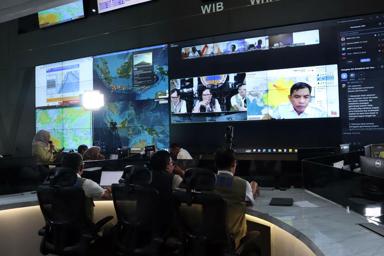 Tsunami Rusia Ancam Indonesia, Warga Diminta Jauhi Pantai
