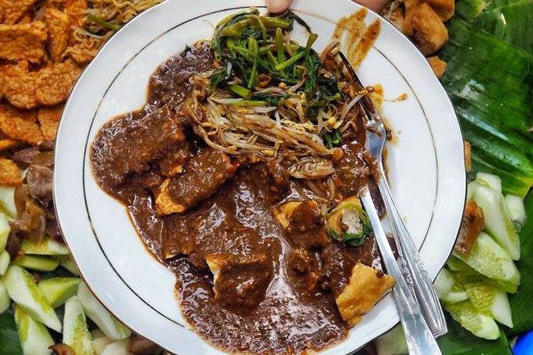 5 Rekomendasi Kuliner yang Wajib Dicicipi saat ke Surabaya