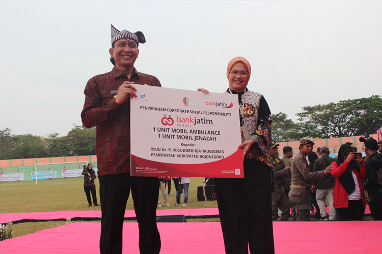 Peduli Bidang Kesehatan hingga Pendidikan, Bank Jatim Serahkan CSR ke Pemkab Bojonegoro
