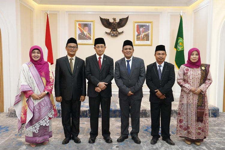Menag Lantik Prof Ilfi Nur Diana Jadi Rektor UIN Malang 2025–2030