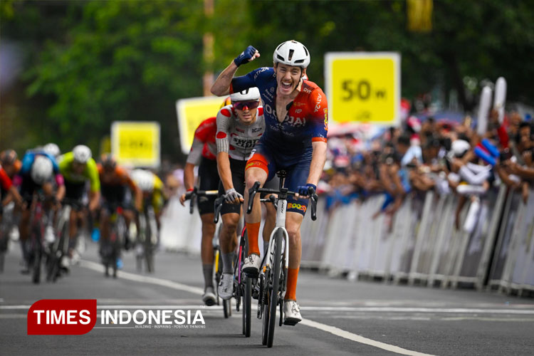 Para-pembalap-Tour-2.jpg