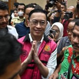 Tom Lembong Dapat Abolisi, Hasto Kristiyanto Terima Amnesti