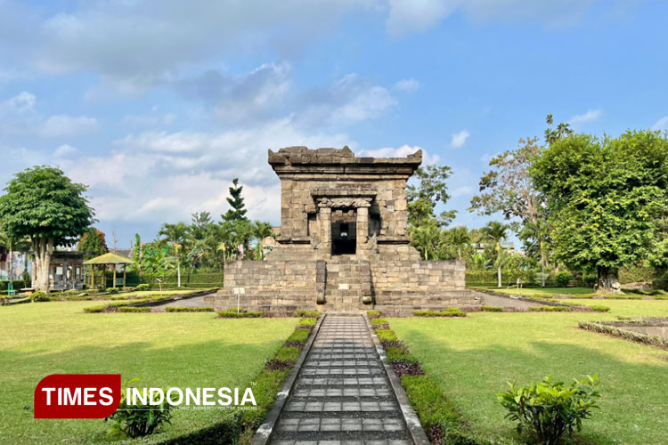 Jejak Kerajaan Kanjuruhan yang Tertidur di Candi Badut Malang