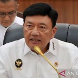 Menko Polhukam Tegaskan Larangan Kibarkan Bendera Bajak Laut One Piece Jelang HUT ke-80 RI