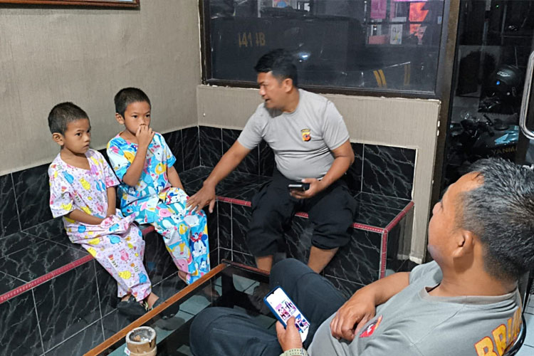 Dua Anak Hilang di Majalengka Ditemukan, Pelukan Haru Warnai Pertemuan Kembali dengan Orang Tua