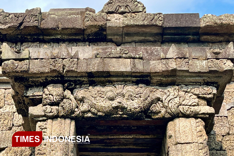 Candi-Badut-c.jpg