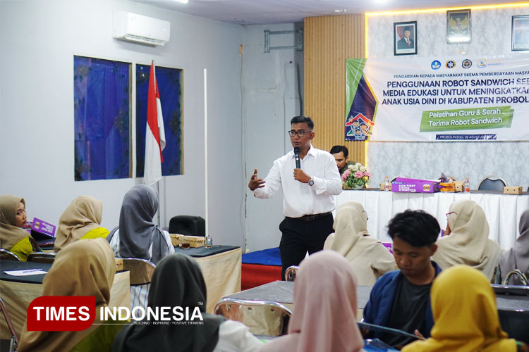 Dosen UNUJA Probolinggo Dorong Transformasi Pembelajaran PAUD Lewat Robot Sandwich, Kolaborasi Teknologi dan Kesehatan