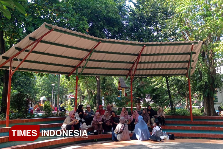 Taman Ekspresi, Menghirup Udara Segar di Jantung Kota Surabaya