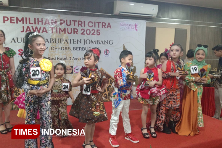 ajang-audisi-Putri-Citra-Jawa-Timur-2025-b.jpg