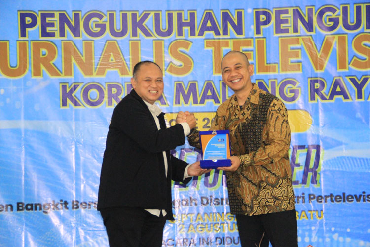 AKBP Andi Yudha Raih Penghargaan Tokoh Inspiratif IJTI Malang Raya, Miliki Pendekatan Humanis dan Jadi Teladan Nasional