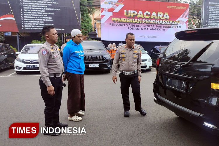 Polisi Tindak Pengendara Mobil di Kota Malang yang Gunakan Lampu Silau