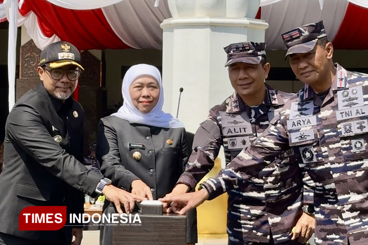 Gubernur Jatim Luncurkan Program 300 Rutilahu TNI AL di 4 Wilayah, Probolinggo Dapat 200 Unit