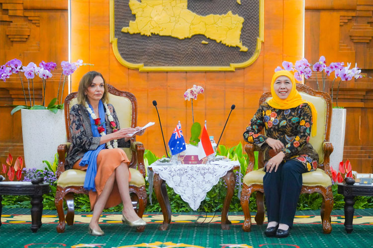 Gubernur Khofifah Gandeng Australia Perkuat Manajemen Koperasi-UKM