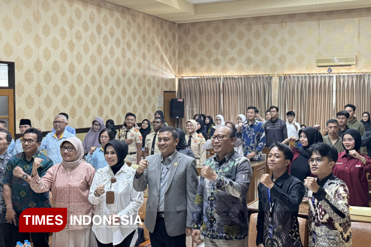UNIGA Malang Gelar Seminar Publik Dorong Generasi Muda Wujudkan Indonesia Emas 2045