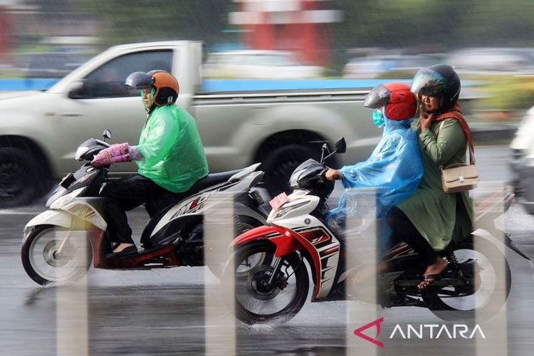 BMKG: Hujan Masih Berpotensi Guyur Sejumlah Kota di Indonesia