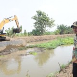 Musim Kemarau Jadi Momen Emas Pemkab Sidoarjo Bersihkan Sungai