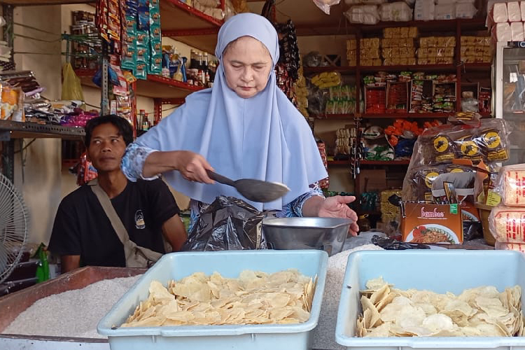 Aktivitas-di-Pasar-Tradisional-Tajinan-Kabupaten-Malang-b.jpg