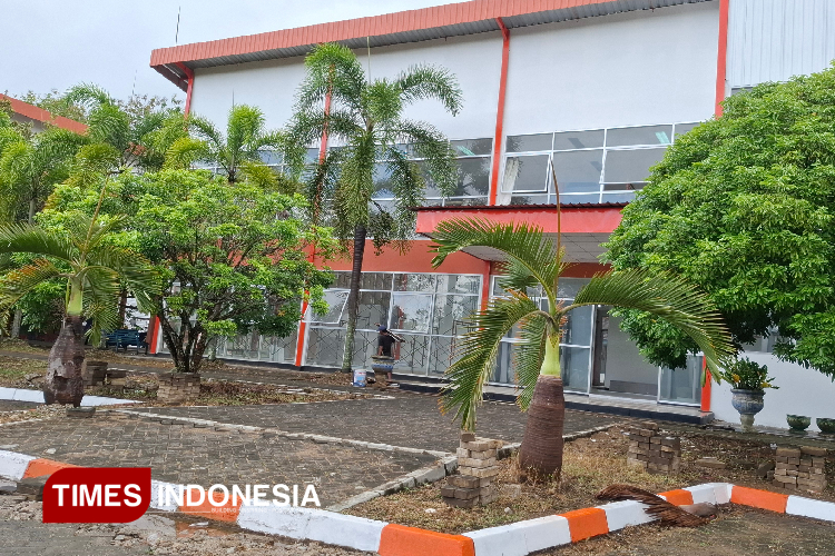 Plt-Kepala-Dinas-Sosial-Pacitan-Khemal-Pandu-Pratikna-b.jpg