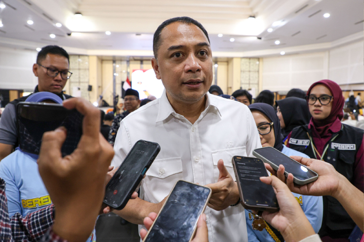 Eri Cahyadi Sebut Momen Kemerdekaan Waktu Sakral, Imbau Masyarakat Tak Sandingkan Bendera Lain