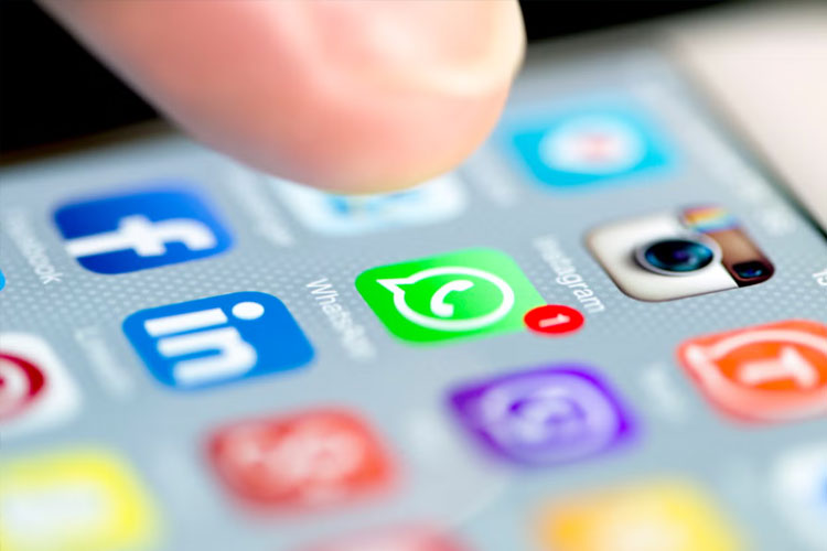 WhatsApp meluncurkan fitur baru untuk mengantisipasi penipuan, termasuk peringatan jika pengguna dimasukkan ke dalam grup oleh seseorang yang tidak ada di daftar kontak mereka.