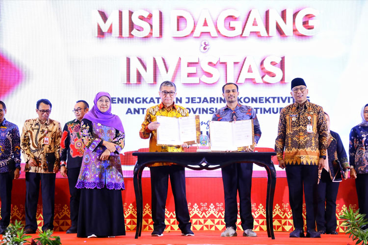 Bank Jatim dan Bank Lampung resmi melakukan penandatanganan Perjanjian Kerjasama (MoU) Penyertaan dan Pengambilalihan Saham Bersyarat atau Conditional Shares Subscription and Acquisition Agreement (CSSA).