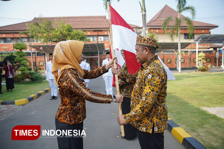 Wali Kota Mojokerto Serukan Kibarkan Merah Putih untuk Hadang Bendera One Piece