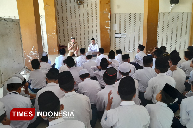 Pemkab Banyuwangi Kembali Intensifkan Tim Pembina Pesantren Sehat