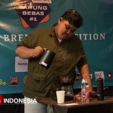 Seni di Balik Secangkir Kopi, Puluhan Barista Adu Skill Manual Brew di Jombang