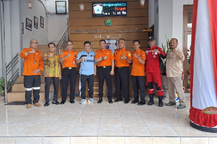 Kakansar-Surabaya-b.jpg