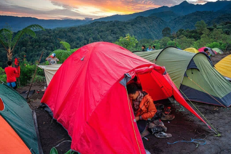 Keceriaan-wisatawan-B.jpg